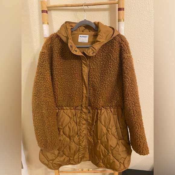 Quilted and sherpa parka. Old Navy size large. - Picture 1 of 6
